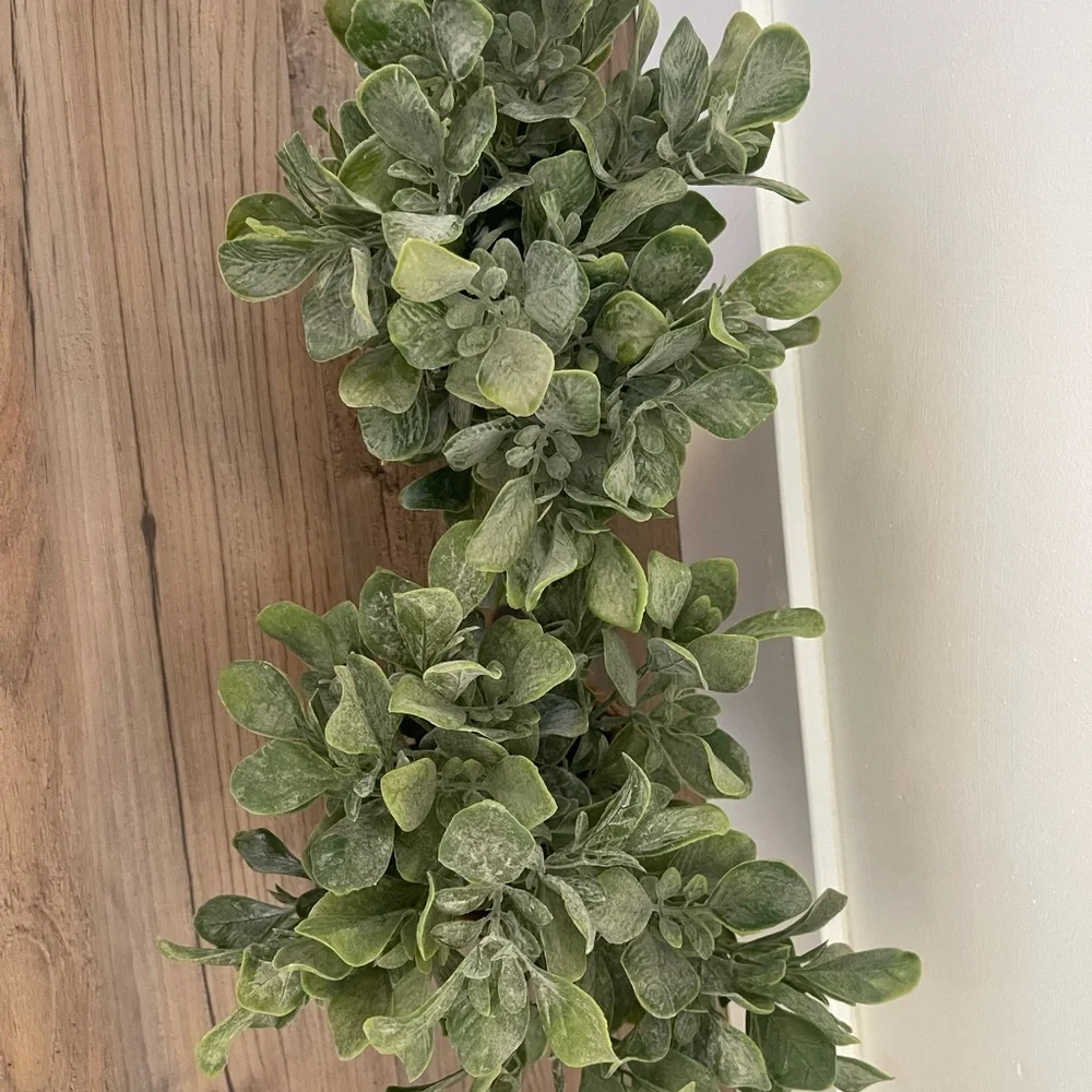 2 Faux Plants - Picture 3 of 5